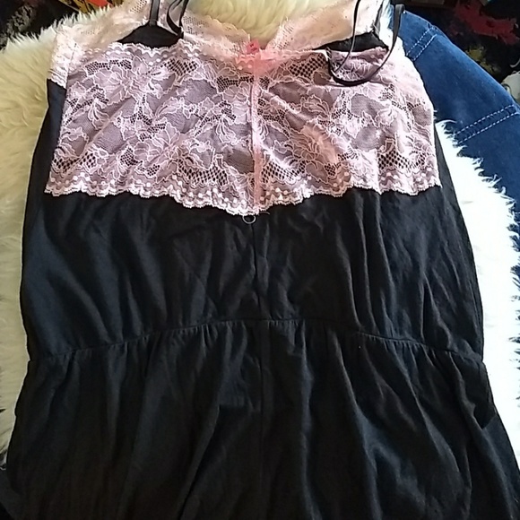 Betsey Johnson Lace Trim Romper - Picture 4 of 5